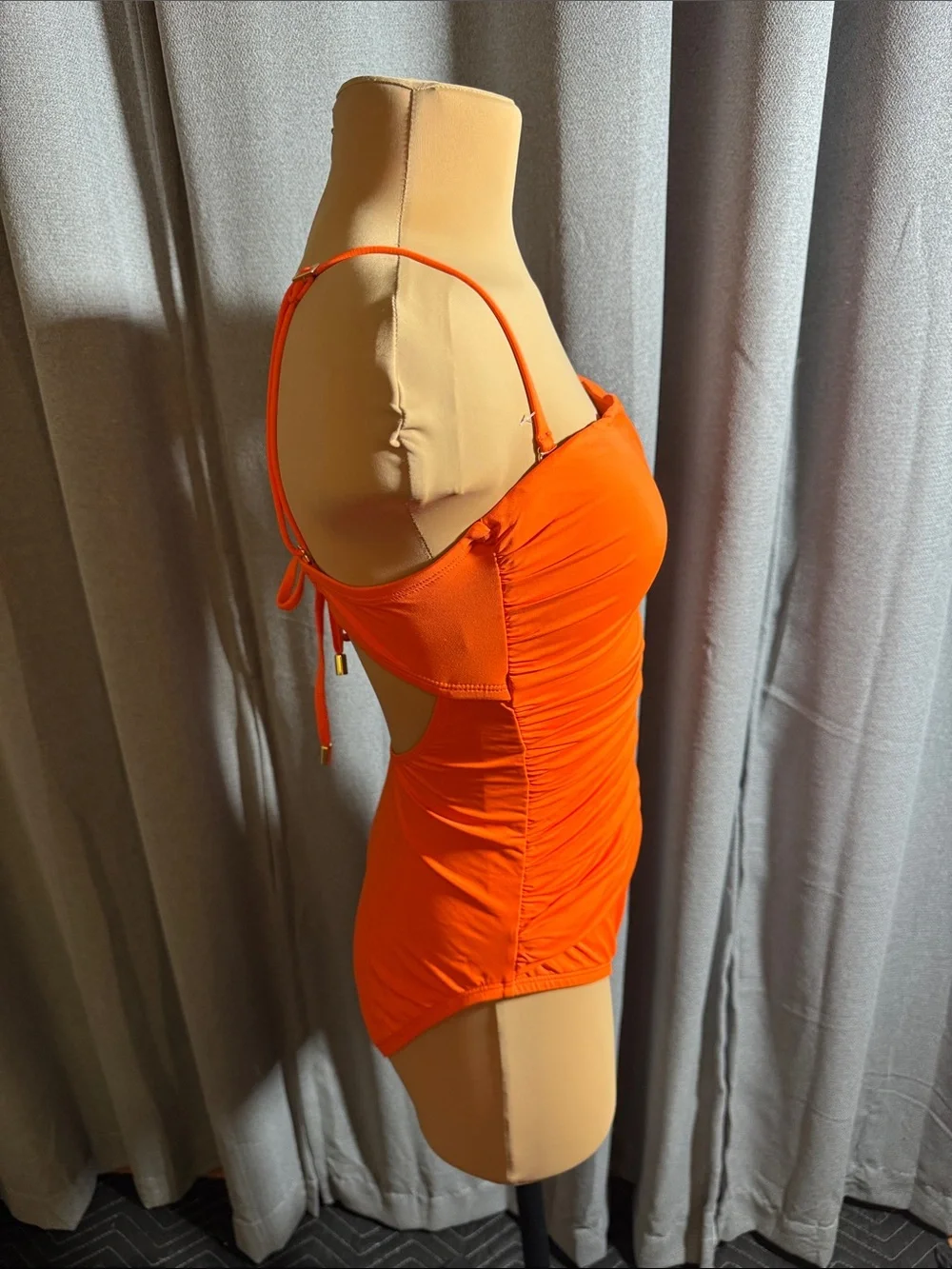 La Blanca bright orange